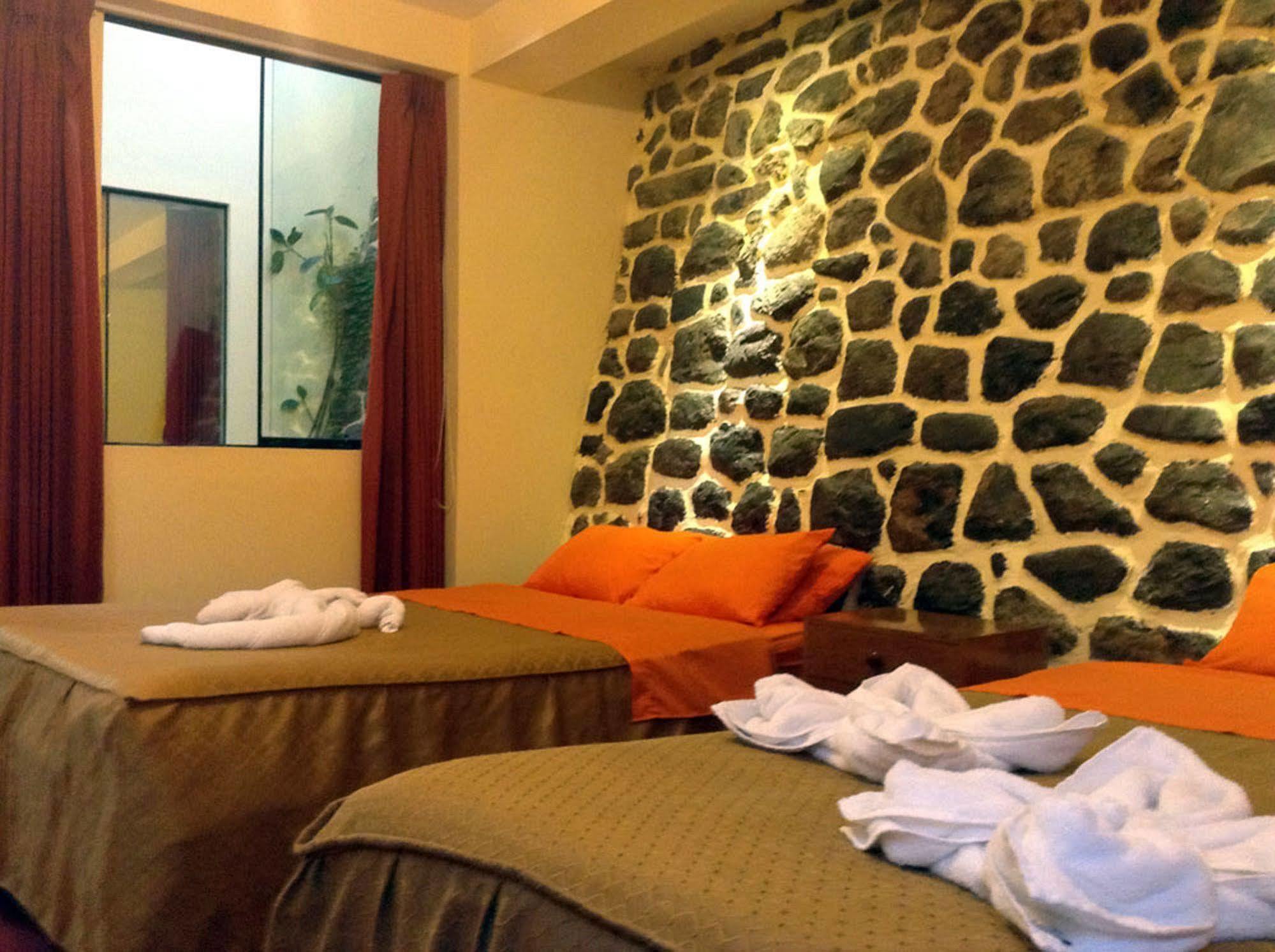 Marco Wasi - San Blas Hotel